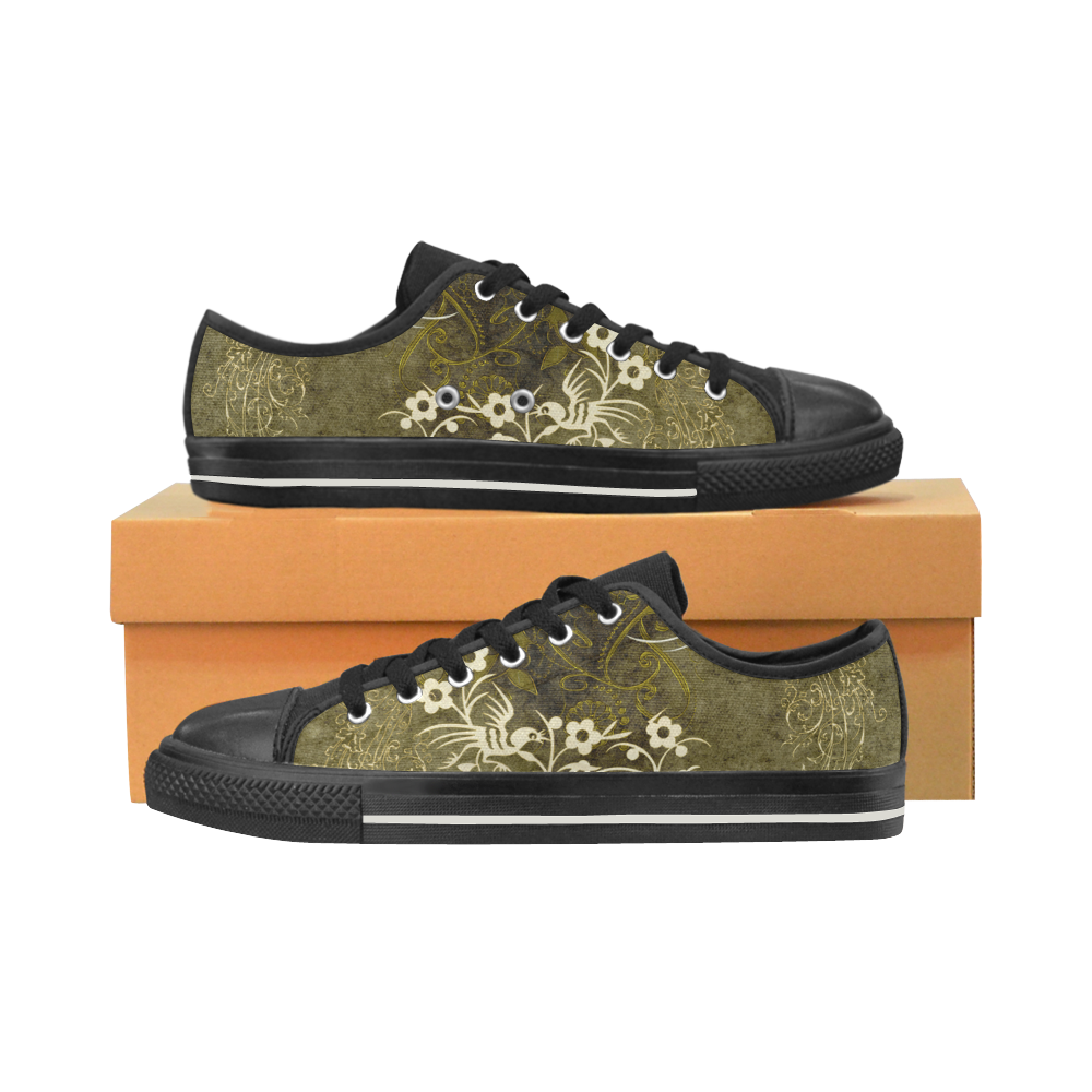 Fantasy birds with leaves Women's Classic Canvas Shoes (Model 018)