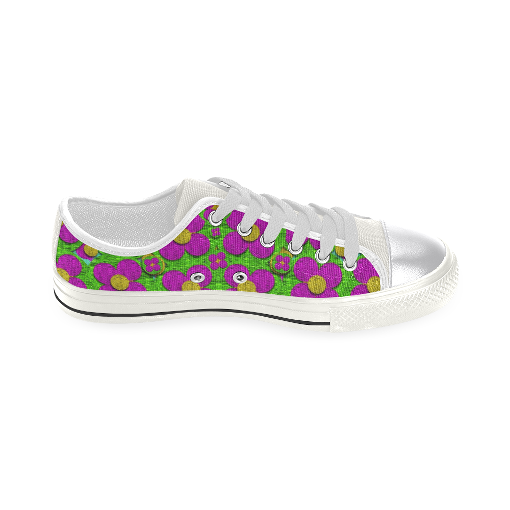 Bohemian big flower of the power Women's Classic Canvas Shoes (Model 018)