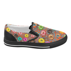 Colorful Yummy Donuts Hearts Ornaments Pattern Women's Slip-on Canvas Shoes (Model 019)