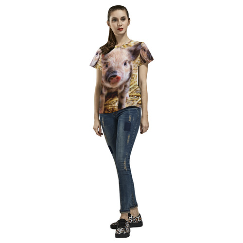 Photography - LITTLE CUTE SPOTTED PIGLET All Over Print T-Shirt for Women (USA Size) (Model T40)