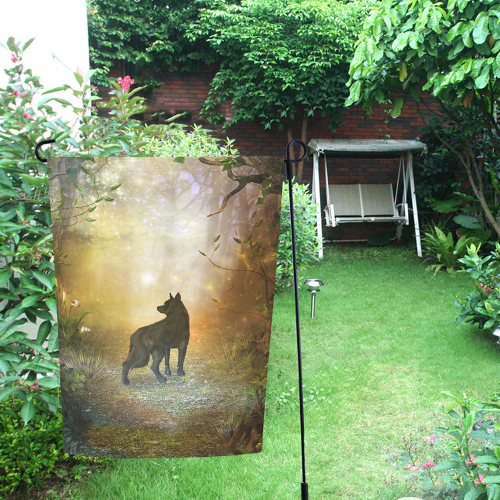 Teh lonely wolf Garden Flag 12‘’x18‘’（Without Flagpole）