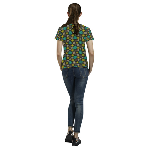 Symbolic Camomiles Floral All Over Print T-Shirt for Women (USA Size) (Model T40)