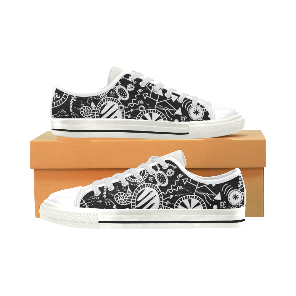 Wheels, Snakes and Worms Black and White Doodle Low Top Canvas Shoes for Kid (Model 018)