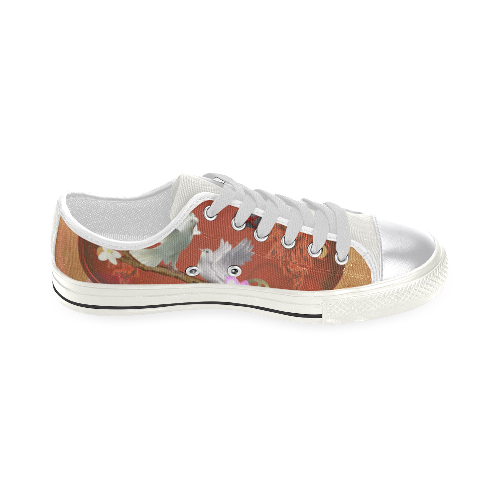 Wonderful dove couple Women's Classic Canvas Shoes (Model 018)