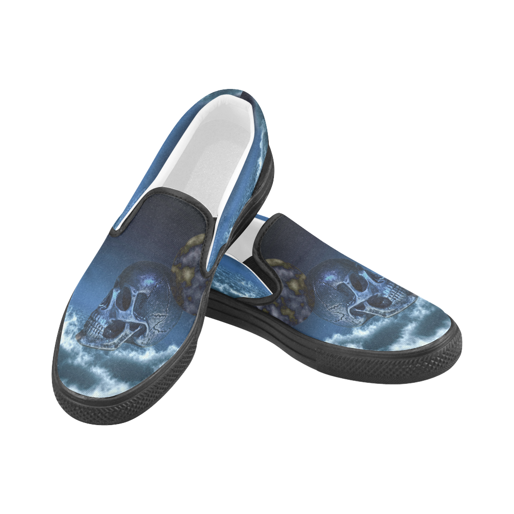 Skull and Moon Men's Slip-on Canvas Shoes (Model 019)