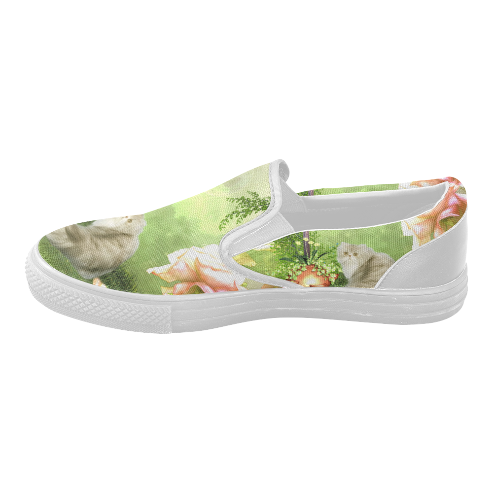 Cute cat in a garden Women's Slip-on Canvas Shoes (Model 019)