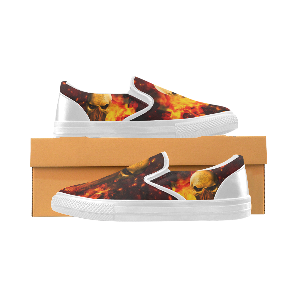 Amazing skull with fire Women's Slip-on Canvas Shoes (Model 019)