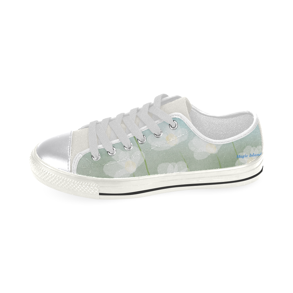 White Flowers. Inspired by the Magic Island of Gotland. Women's Classic Canvas Shoes (Model 018)