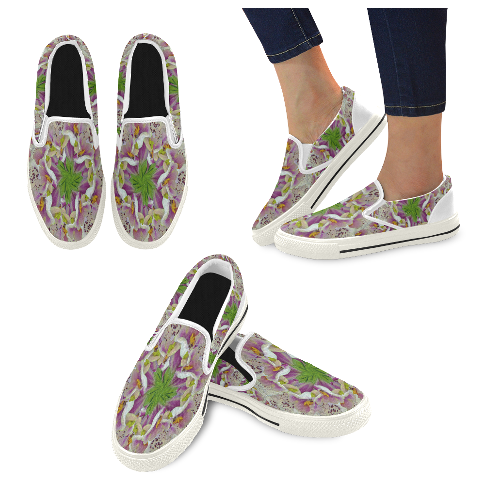Digitalis Purpurea Flora Slip-on Canvas Shoes for Kid (Model 019)