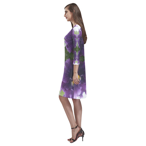 Mechteld Rhea Loose Round Neck Dress(Model D22)