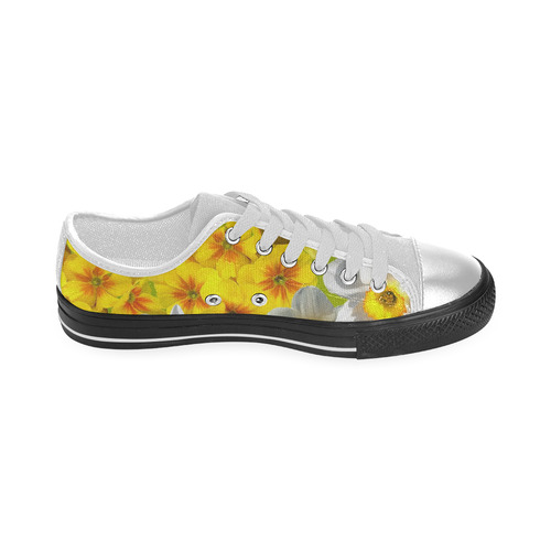 Daffodil Surprise Women's Classic Canvas Shoes (Model 018)