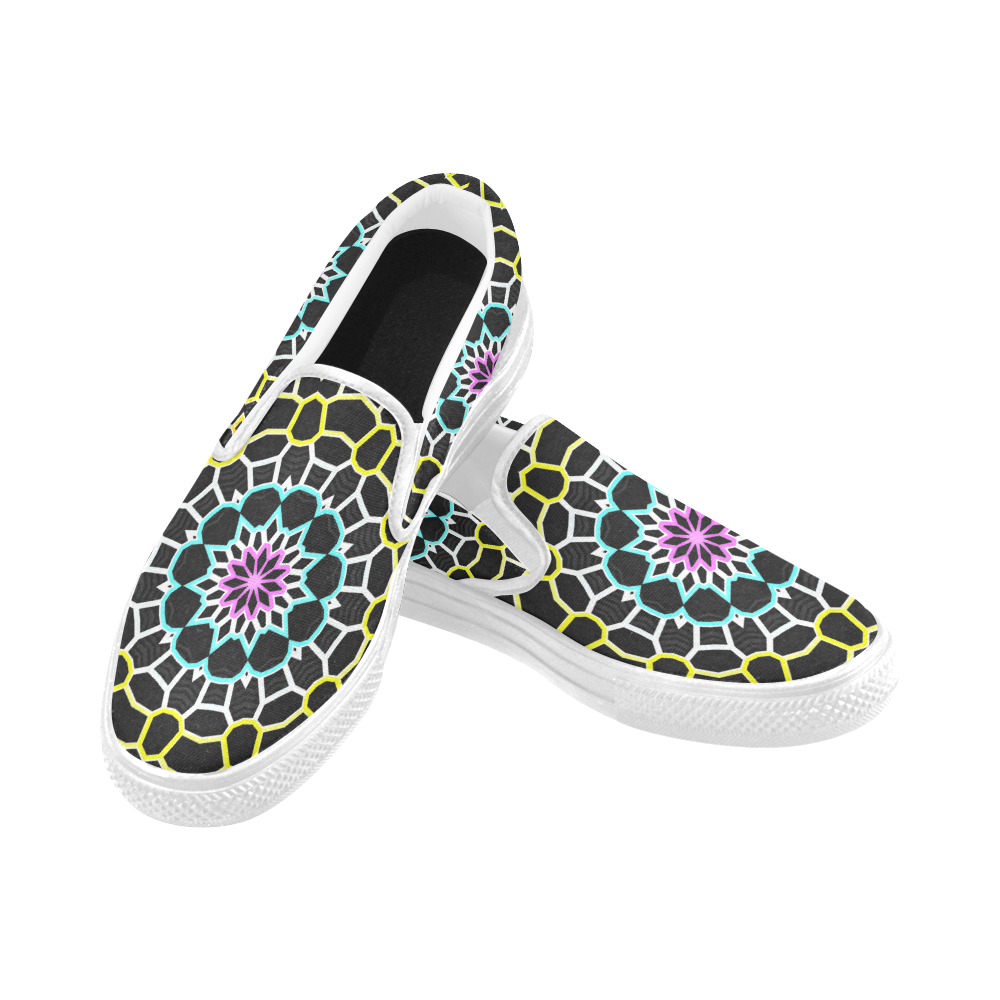 Live Line Mandala Women's Slip-on Canvas Shoes (Model 019)
