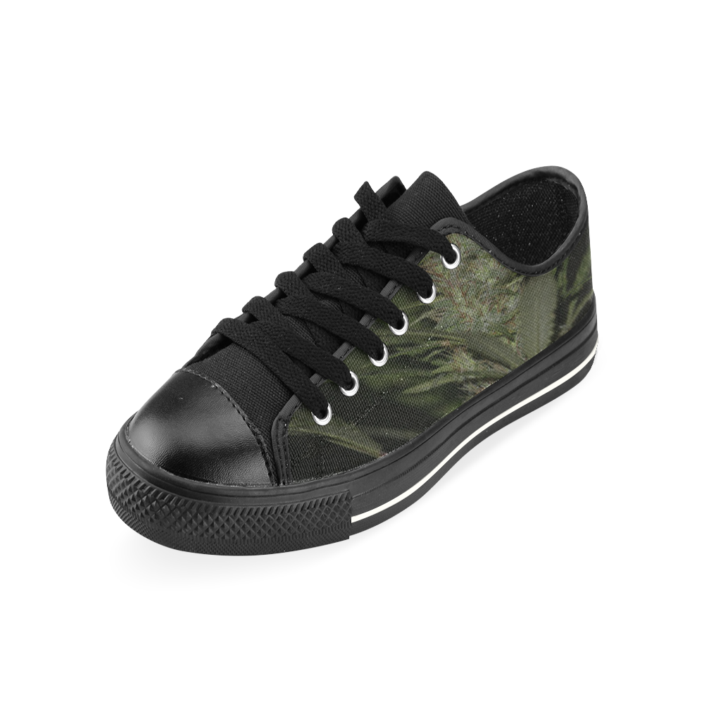 Sour Diesel Men's Classic Canvas Shoes (Model 018)