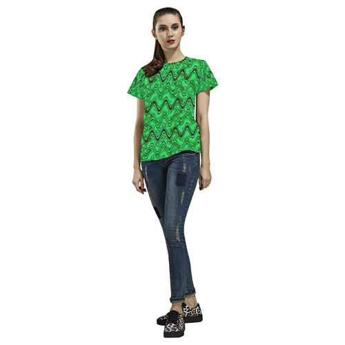 Green and Black Waves All Over Print T-Shirt for Women (USA Size) (Model T40)