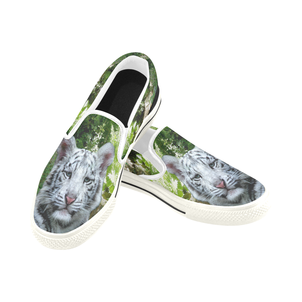 White Tiger Men's Slip-on Canvas Shoes (Model 019)