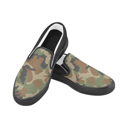 CAMOUFLAGE WOODLAND I Women's Unusual Slip-on Canvas Shoes (Model 019)