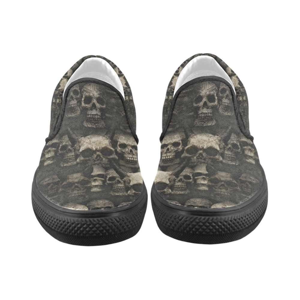 Crypt of the devilish dead skull Men's Slip-on Canvas Shoes (Model 019)