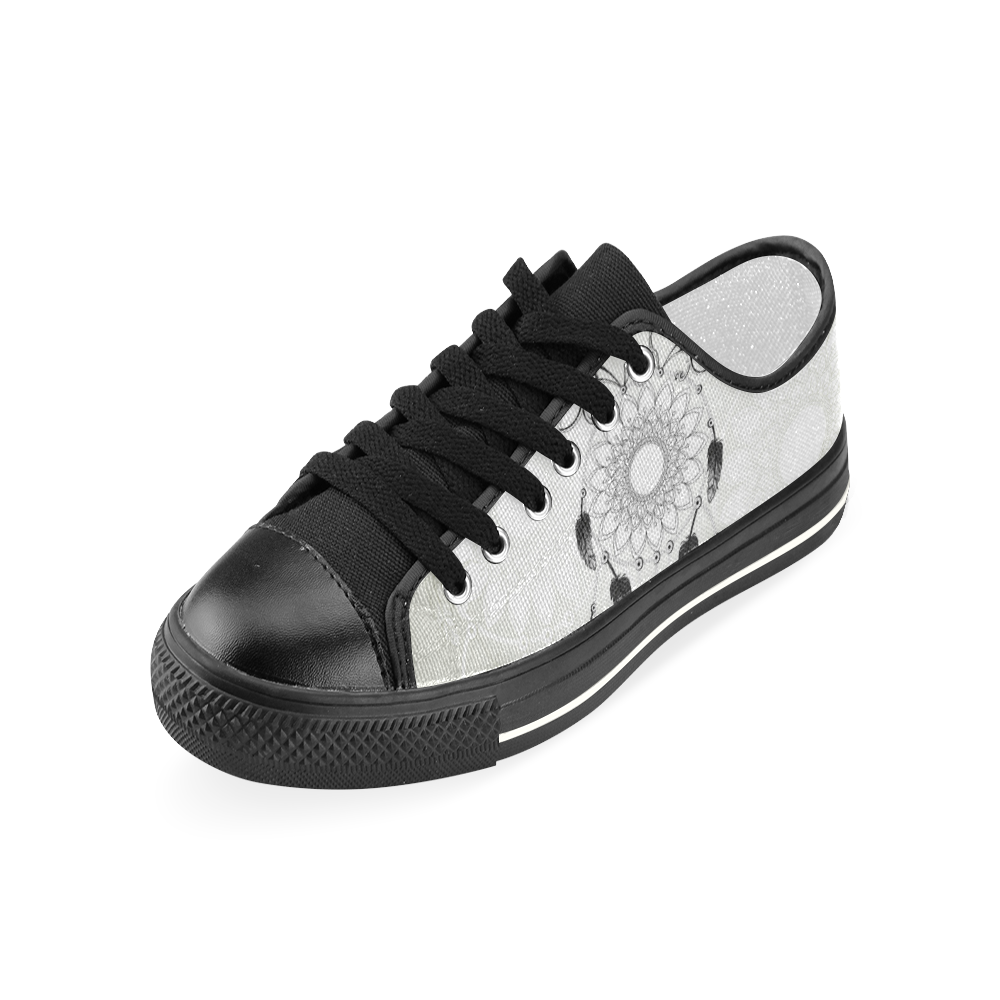 Dreamcatcher in black and white Women's Classic Canvas Shoes (Model 018)