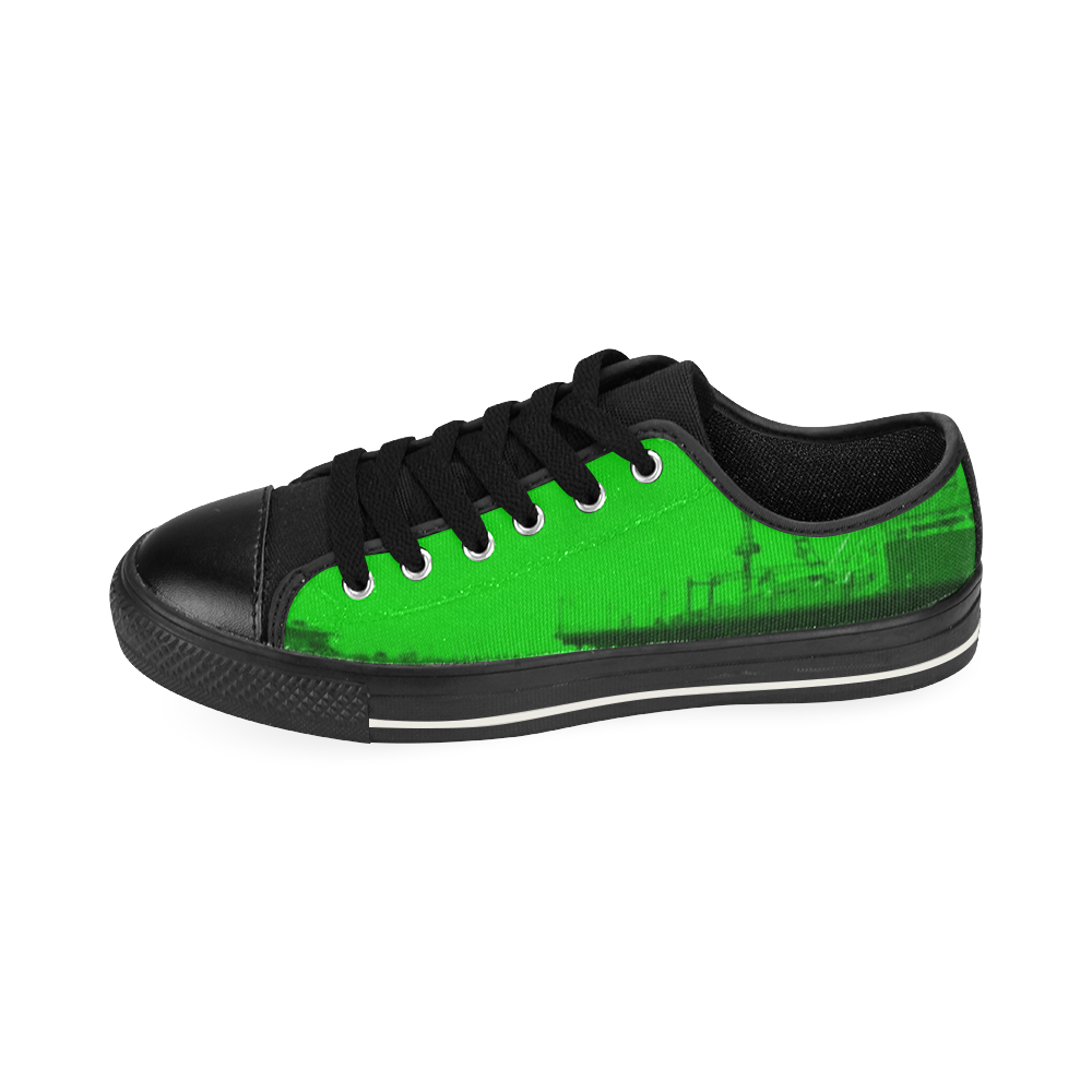 Ghostly Green Santa Monica Pier Low Top Canvas Shoes for Kid (Model 018)