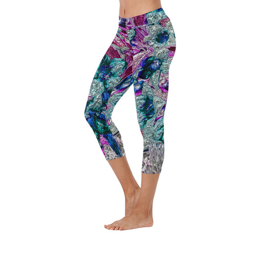 Floral, glossy Chrome 2C by FeelGood Women's Low Rise Capri Leggings (Invisible Stitch) (Model L08)