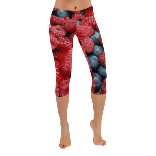 Red Berry Mix Women's Low Rise Capri Leggings (Invisible Stitch) (Model L08)