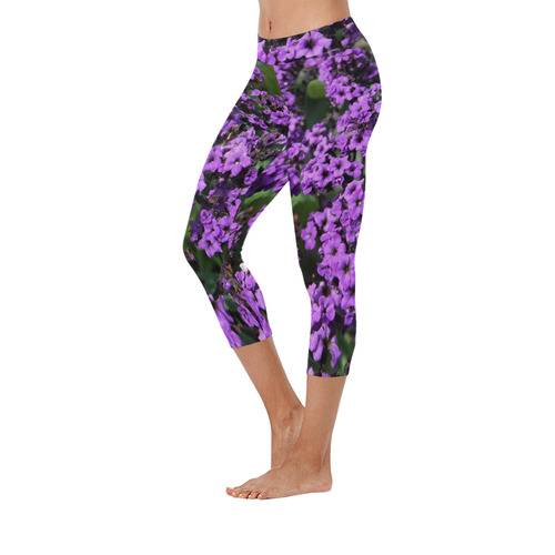 Purple Flowers Women's Low Rise Capri Leggings (Invisible Stitch) (Model L08)