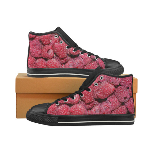 Fresh red raspberries Women's Classic High Top Canvas Shoes (Model 017)