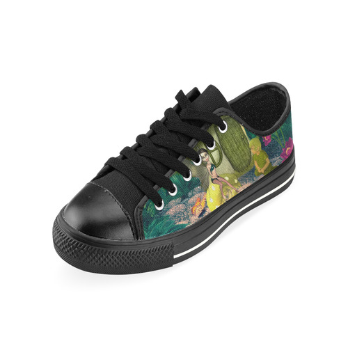 Cute fairy in the fantasy world Men's Classic Canvas Shoes (Model 018)