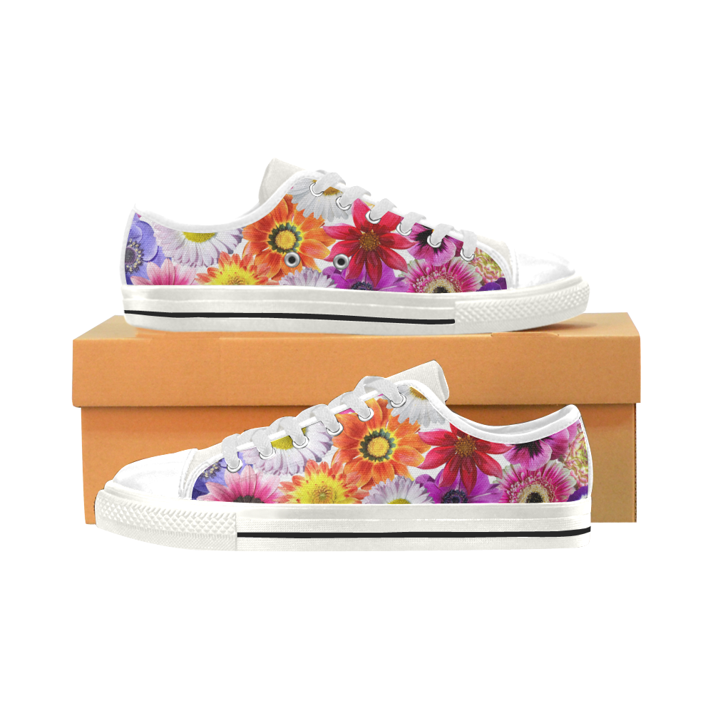 A Bunch Of Flowers Low Top Canvas Shoes for Kid (Model 018)