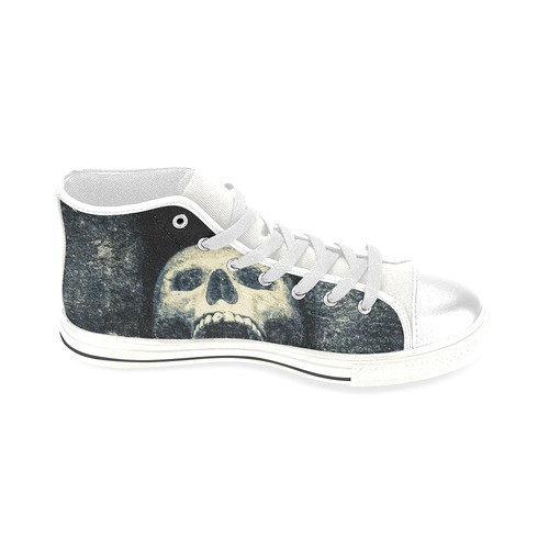 White Human Skull In A Pagan Shrine Halloween Cool Men’s Classic High Top Canvas Shoes (Model 017)