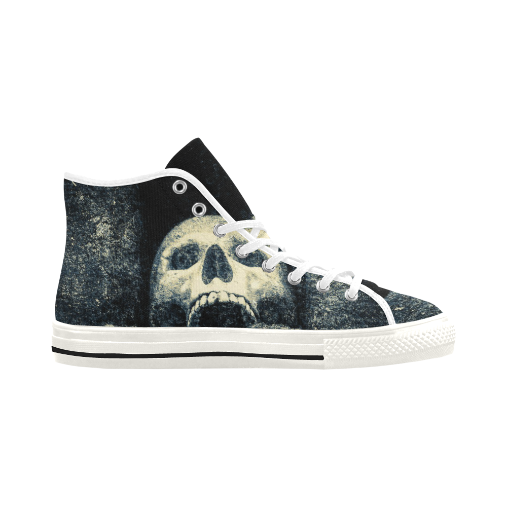 White Human Skull In A Pagan Shrine Halloween Cool Vancouver H Men's Canvas Shoes (1013-1)