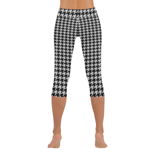 Friendly Houndstooth Pattern,black  by FeelGood Women's Low Rise Capri Leggings (Invisible Stitch) (Model L08)