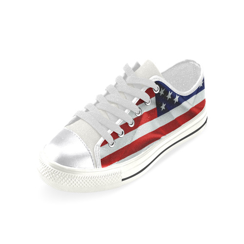 America Flag Banner Patriot Stars Stripes Freedom Women's Classic Canvas Shoes (Model 018)