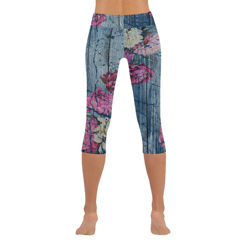 Shabby chic with painted peonies Women's Low Rise Capri Leggings (Invisible Stitch) (Model L08)