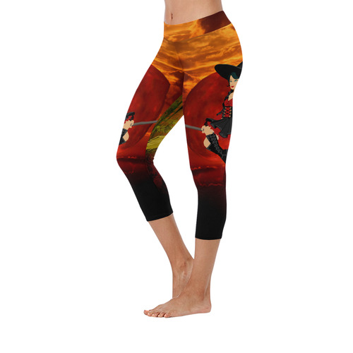 Witch and Red Moon Women's Low Rise Capri Leggings (Invisible Stitch) (Model L08)