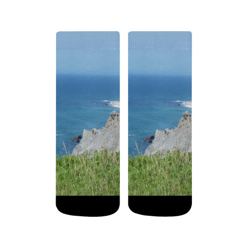 Block Island Bluffs - Block Island, Rhode Island Quarter Socks