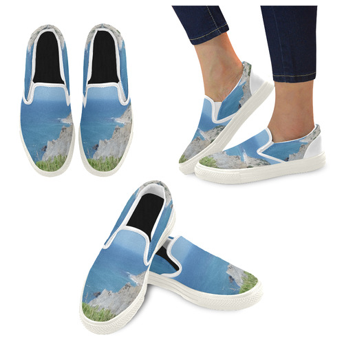 Block Island Bluffs - Block Island, Rhode Island Women's Unusual Slip-on Canvas Shoes (Model 019)