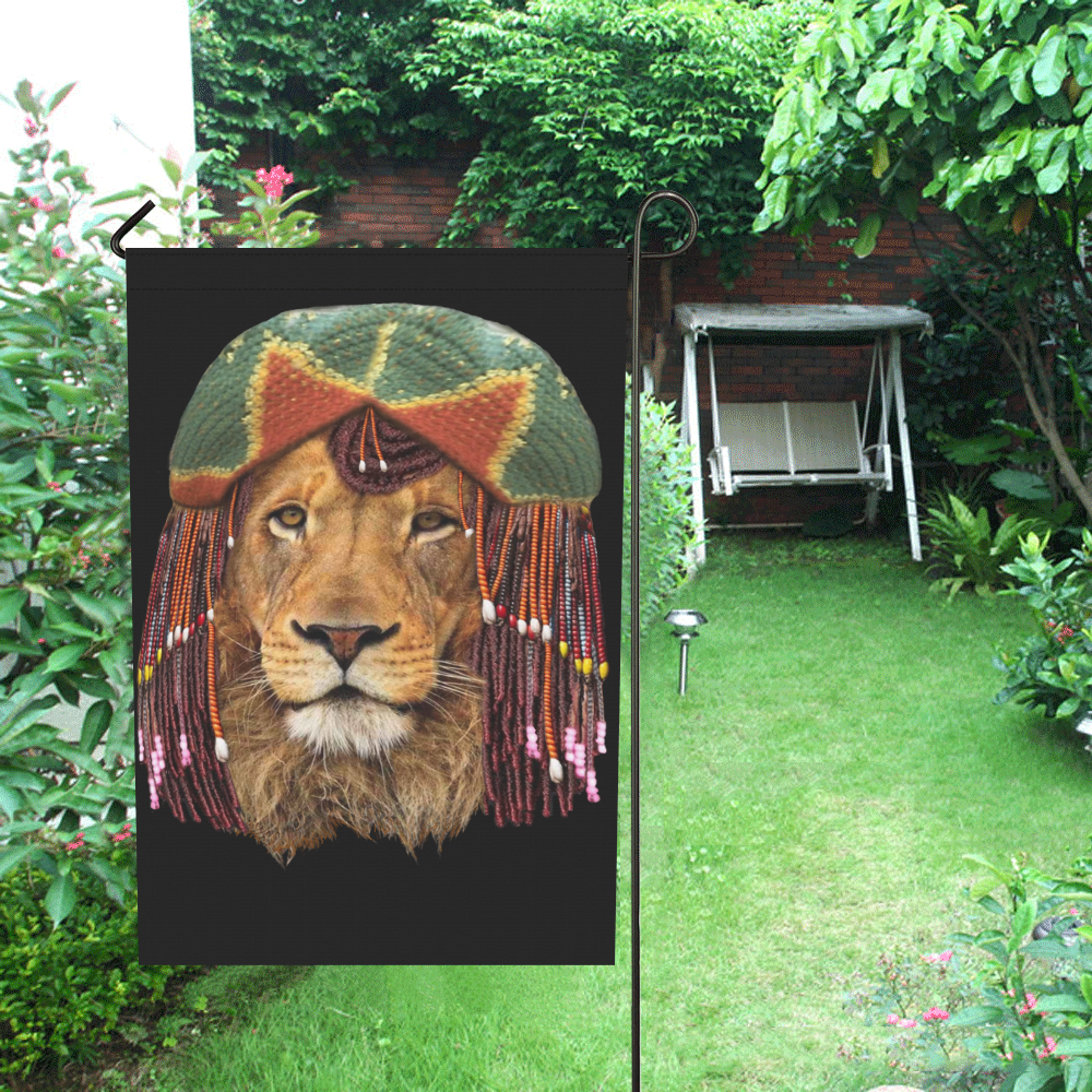 lion retaferian Garden Flag 12‘’x18‘’（Without Flagpole）