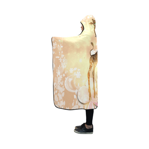 Sweet geiraffe with flowers Hooded Blanket 50''x40''