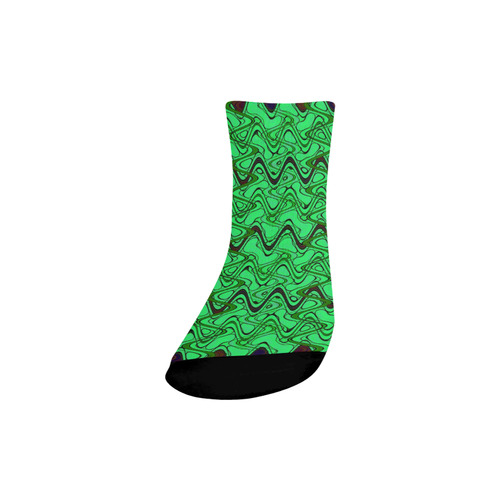 Green and Black Waves Quarter Socks