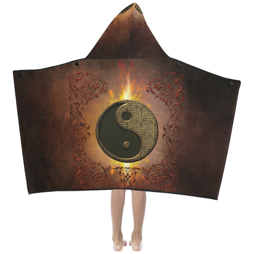 The sign ying and yang Kids' Hooded Bath Towels